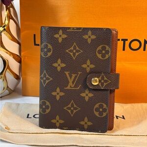 Louis Vuitton Small Ring Agenda